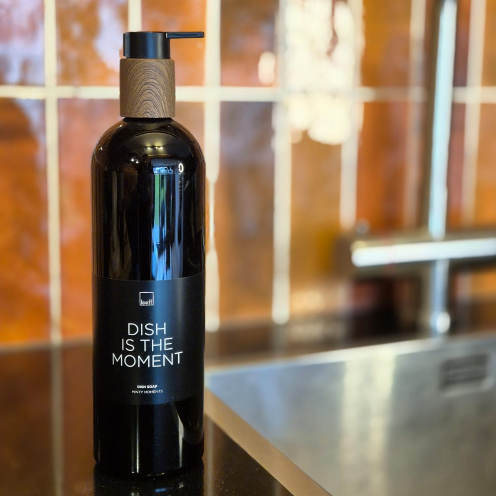 Afwasmiddel Leeff met tekst Dish is the moment, woonaccessoires, cadeau