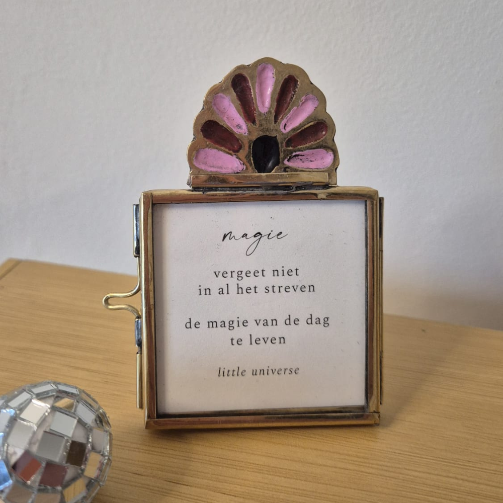 Een lief cadeautje voor de vriendin die altijd druk is, fotolijstje met gedichtje magie