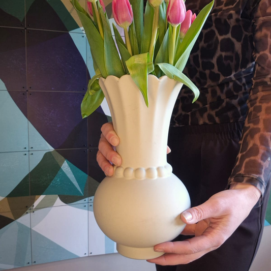 Dolomite matte beige vaas, luxe woonaccessoires