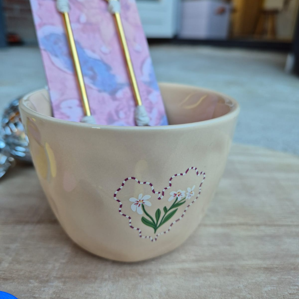 Cadeaupakket met mok en theelepeltjes, stijlvol en praktisch geschenk