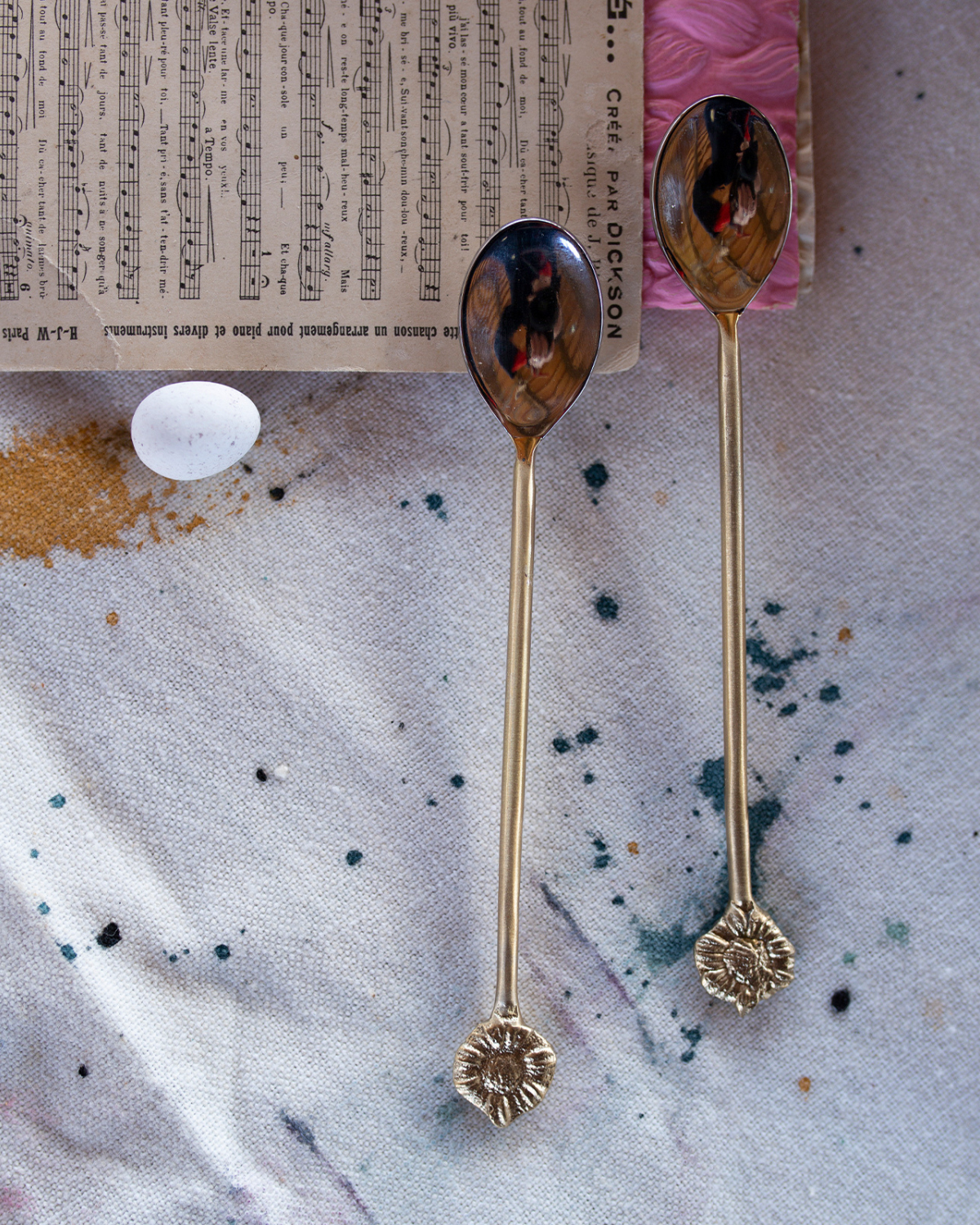 Set van 2 theelepeltjes Doing Goods goud met zilver