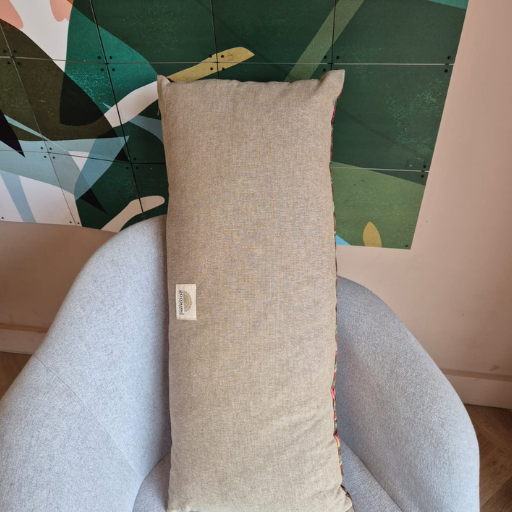 Sierkussen langwerpige woonaccessoire, mooi voor op de bank