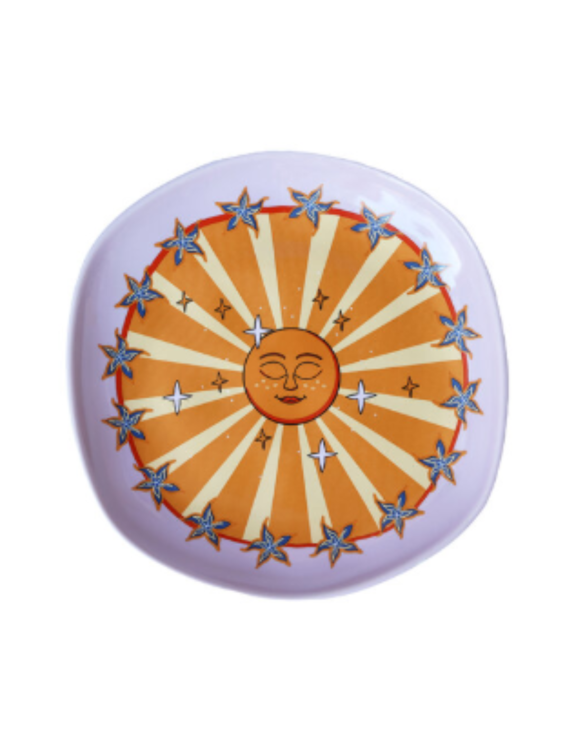 Het lila keramieken bordje op een sfeervol gedekte tafel. Voeg kleur en warmte toe aan je interieur met dit unieke woonaccessoire.