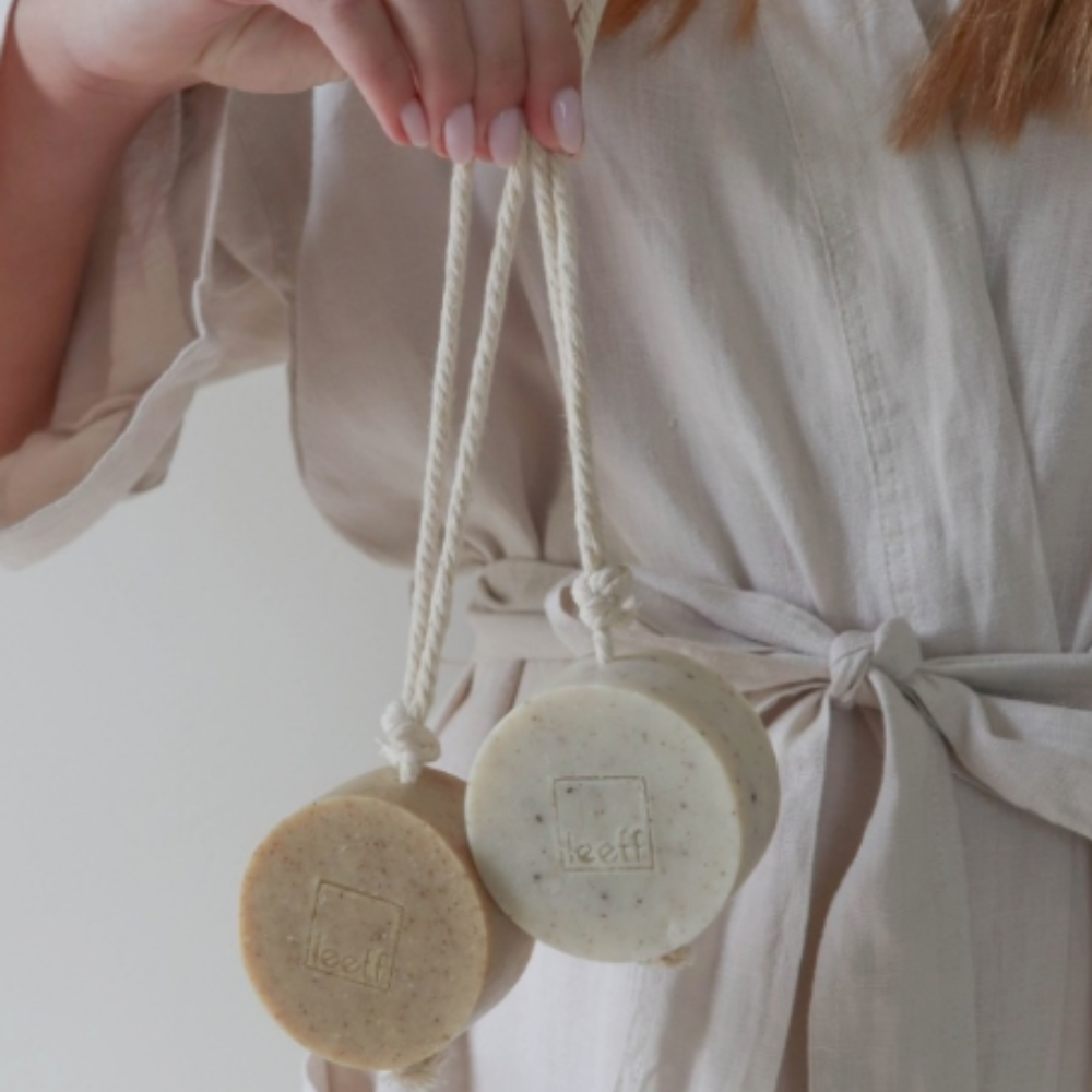 Leeff Orange Spice Zeep met touwtje  verzorgende zeep en woonaccessoire