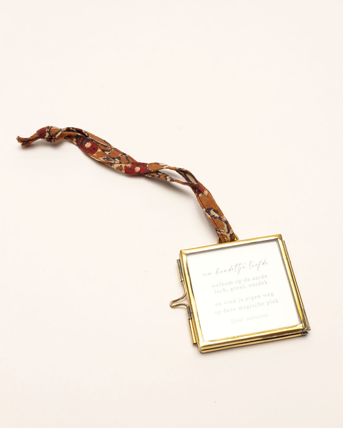 Hanglijstje met kaartje Een bundeltje Liefde 'Little Universe' 5x5cm